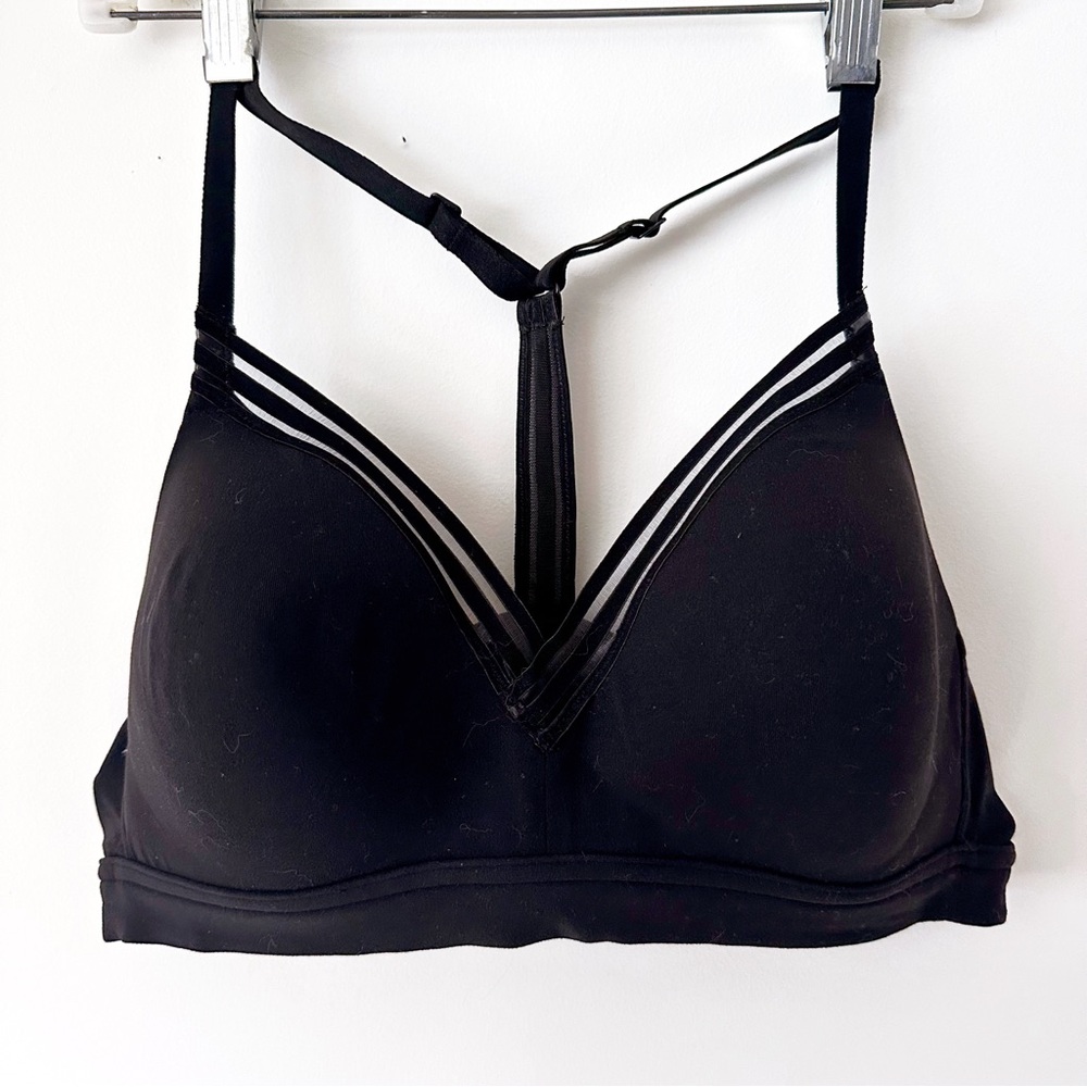 Athleta Black Low Impact V Neck T Back Bra